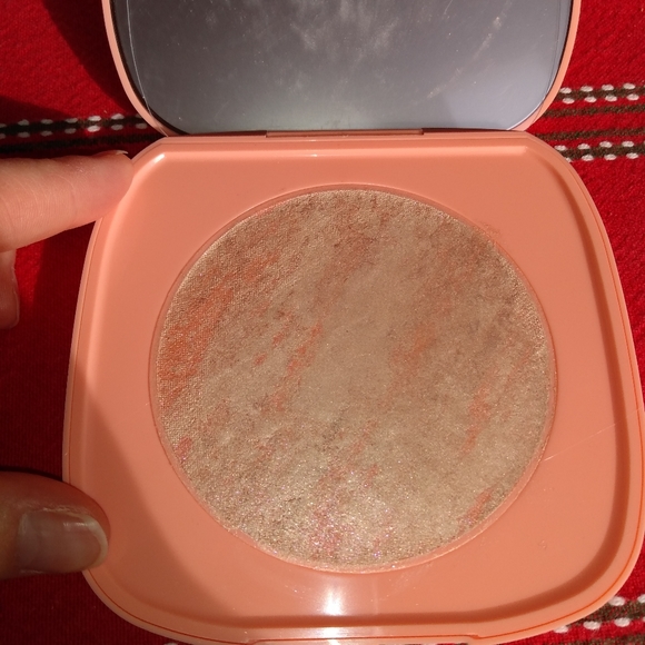 Colourpop Coastin' super shock highlighter - Picture 3 of 4